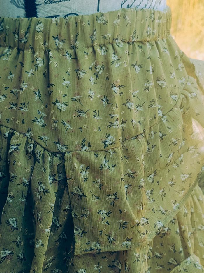 Jupe à volants verte - photo numéro 3