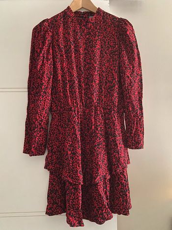 Superbe robe manches longues Zara fluide à volants