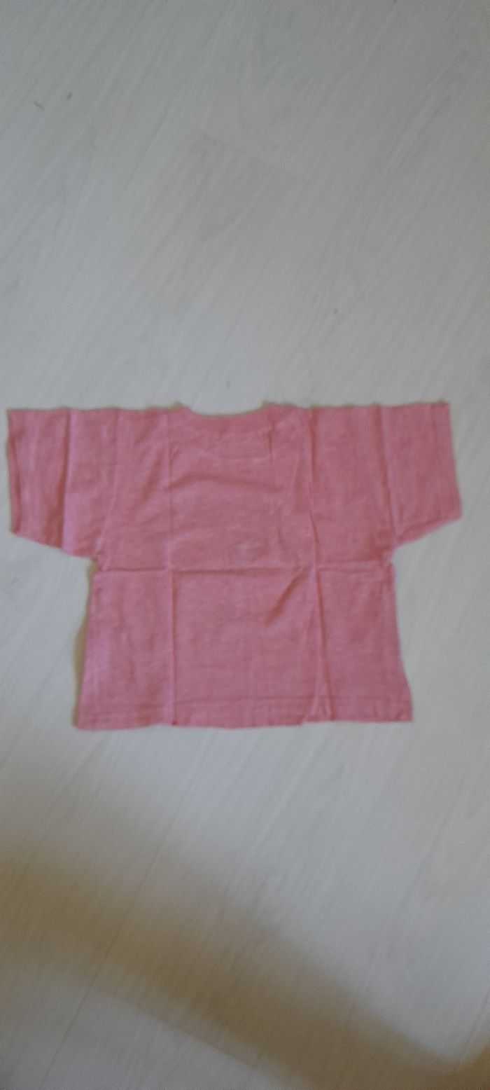 Tee-shir T 5 ans - photo numéro 3