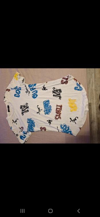 T-shirt