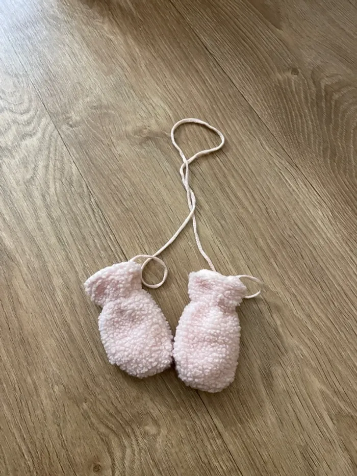 Moufles rose bébé 3-12 mois - photo numéro 2