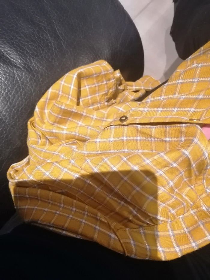 Chemise doré /moutarde 10ans - photo numéro 6