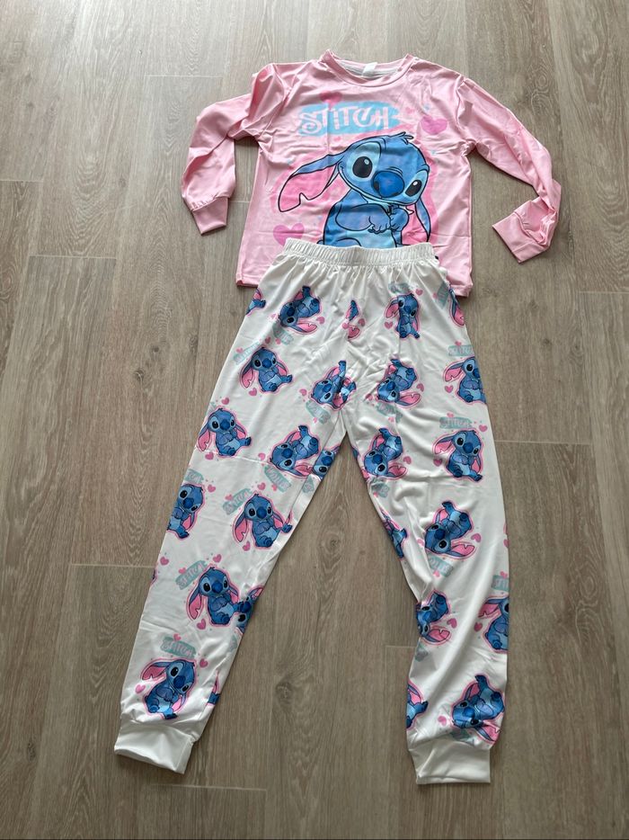 Pyjama stitch rose enfant taille 11/12 ans neuf jamais porté