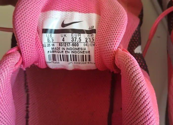 Baskets Running Nike taille 37.5 - photo numéro 5