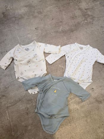 Lot de 3 bodys 