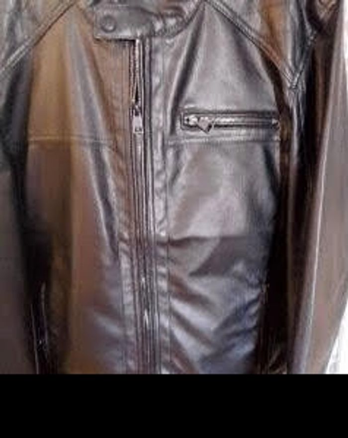 Vends .ce blouson cuir homme Taille L. Cuir - photo numéro 6