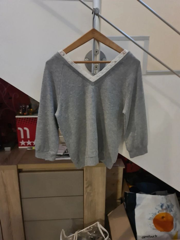 Pull col V Mim taille 40 - photo numéro 4