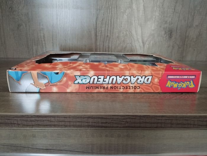 Pokémon coffret collection premium Dracaufeu ex - photo numéro 5