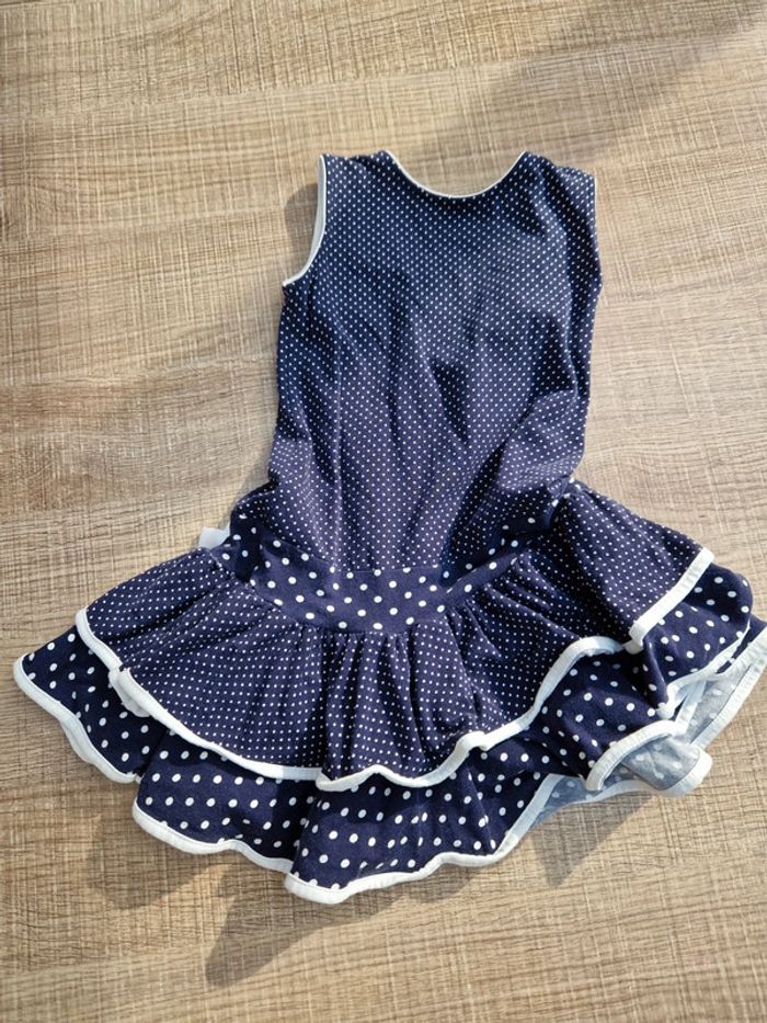 Robe neuve 2/3 ans - photo numéro 3