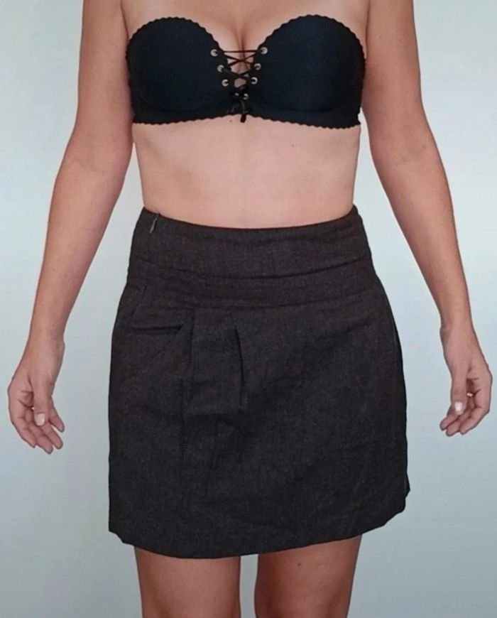 Minijupe hiver chic Kookai taille 38 - photo numéro 2