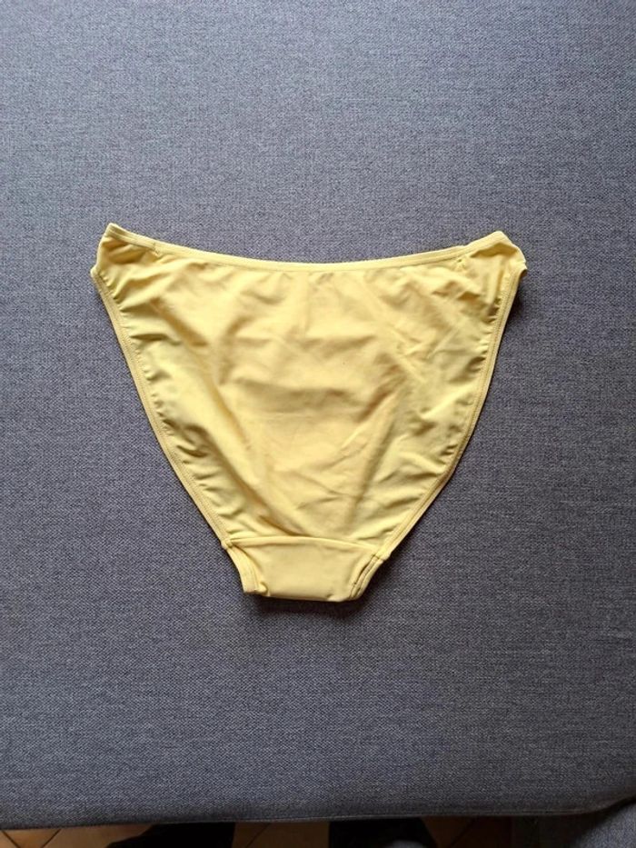 Maillot de bain jaune en L - photo numéro 3