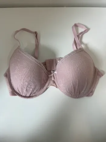 Soutien-gorge dentelle rose poudré In Extenso Taille 95C