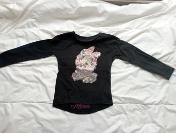 Tee shirt manches longues noir avec beabs Disney Minnie 7/8 ans 5€ neuf