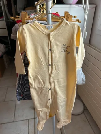 Pyjama Tout doux taille 12 mois en très bien état