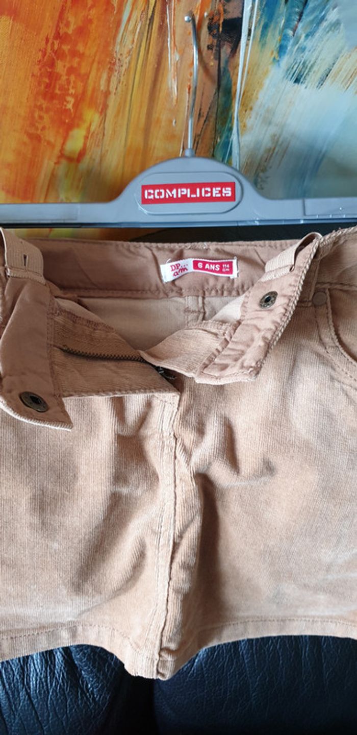 Neuve mini-jupe DPam 6 ans 114cm - photo numéro 3