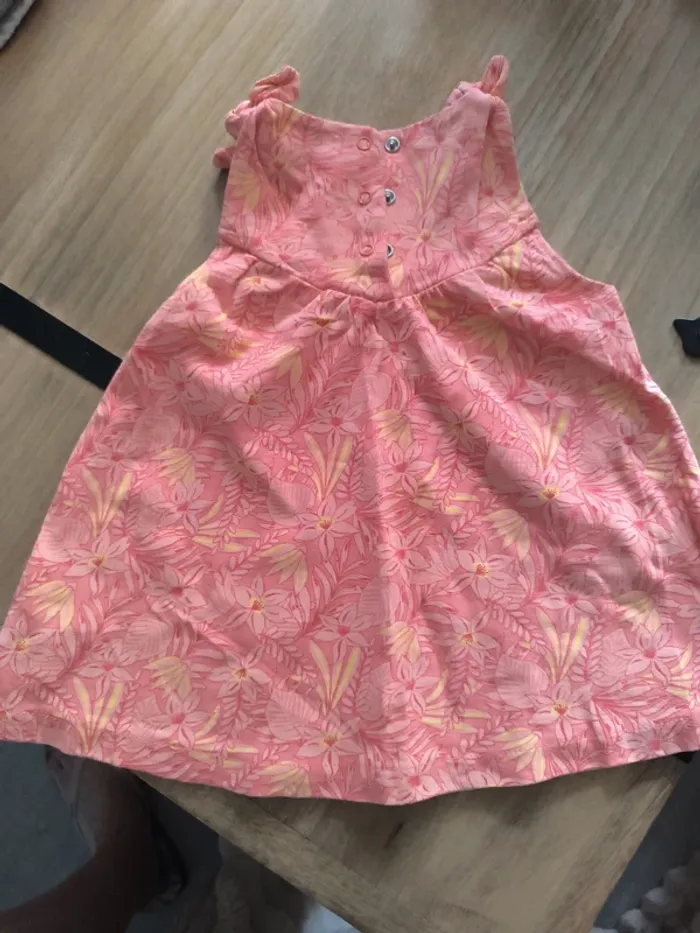 Robe été 6 mois - photo numéro 4