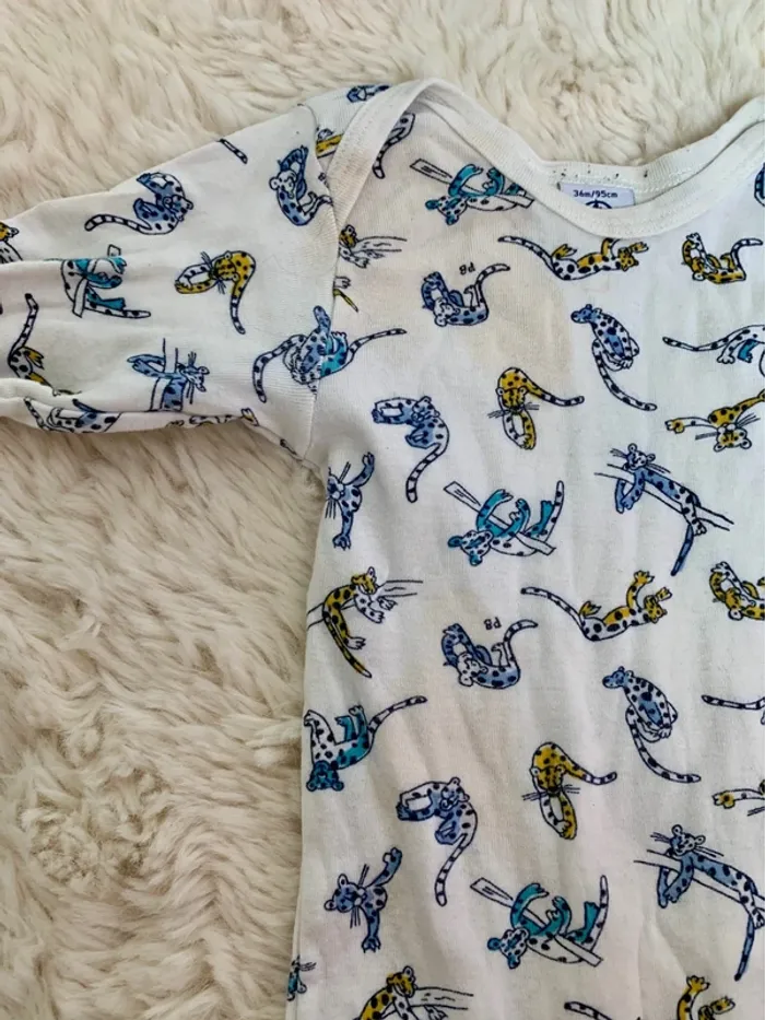 3 bodys bébé garcons 36M - photo numéro 2