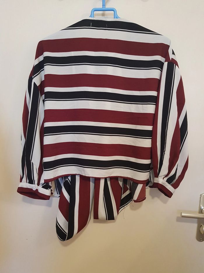 Blouse à nouer autour de la taille - photo numéro 3