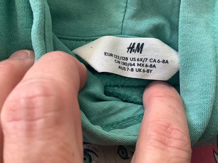 Pull à capuche H&M 6 ans - photo numéro 3
