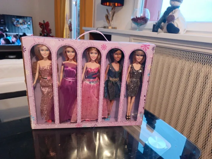 Lot poupées