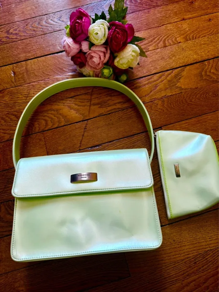 Sac paquetage avec sa pochette NEUF avec etiquette