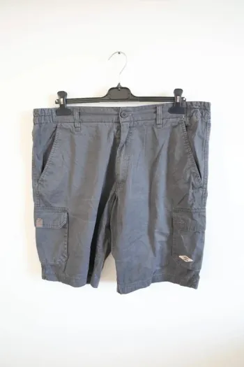 C54 short gris Umbro 44