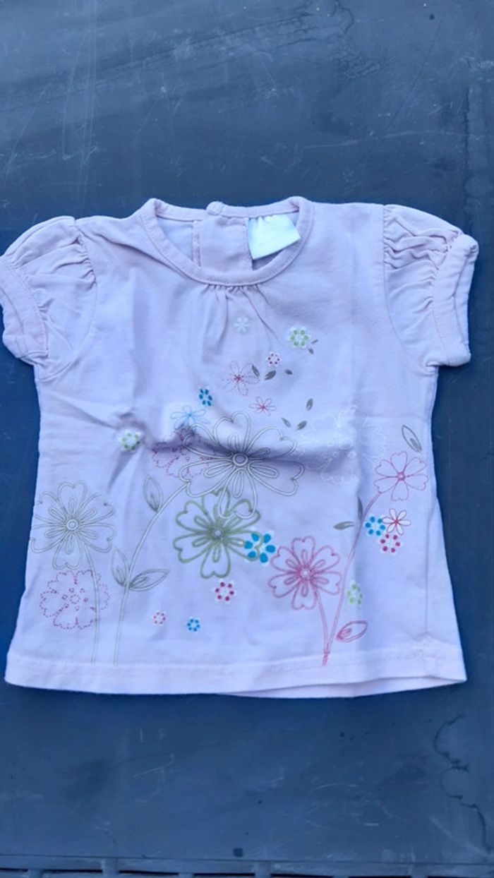 Tee-shirt 12 mois rose fleurs manches courtes - photo numéro 4