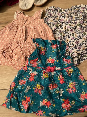 Lot robe et culottes sauf pour la bleu