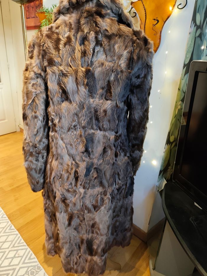 Manteau en fausse fourrure - photo numéro 4