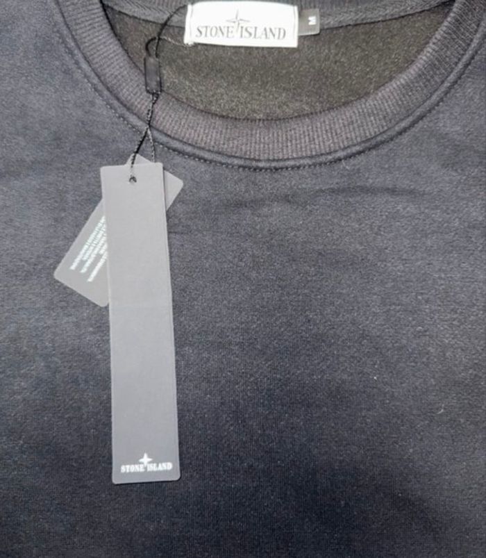 Pull stone island M en noir - photo numéro 3