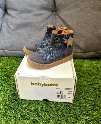 Bottes bleues marines Babybotte p 22