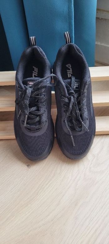 Baskets Fila Pointure 37,5