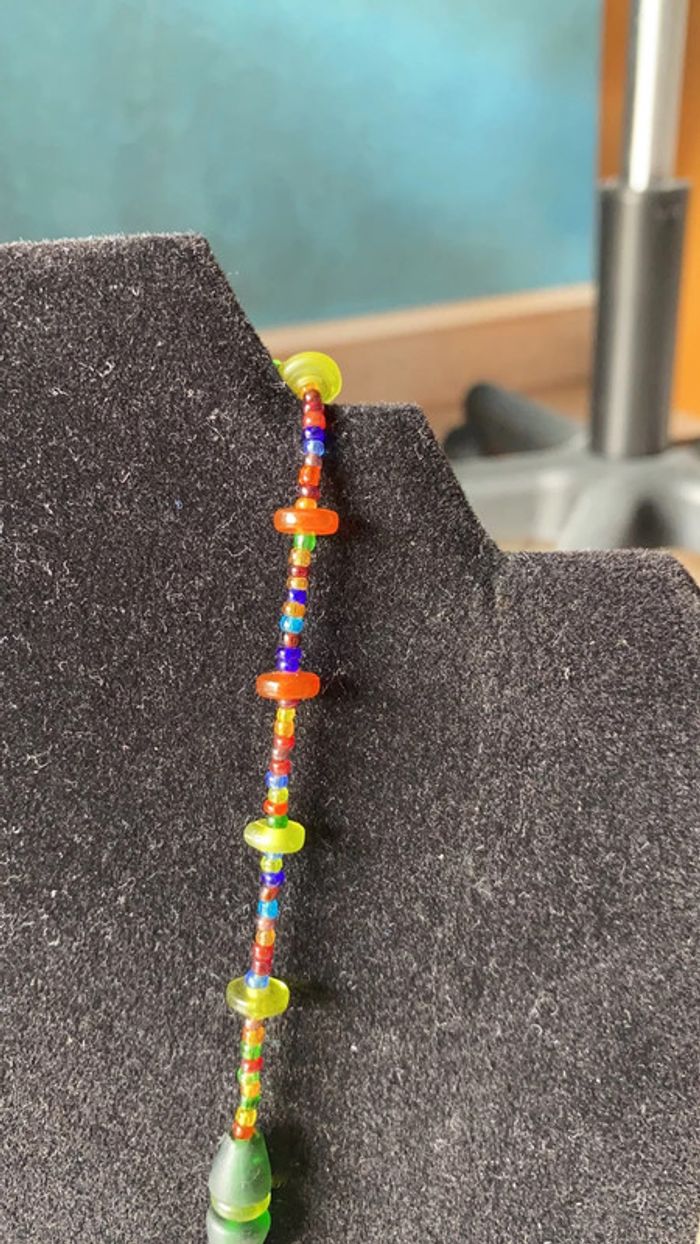Collier fantaisie multicolore de perles - photo numéro 3