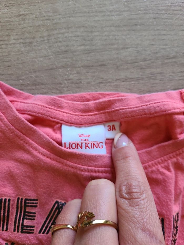 Tee-shirts manches longues. Disney. 3 ans. - photo numéro 2