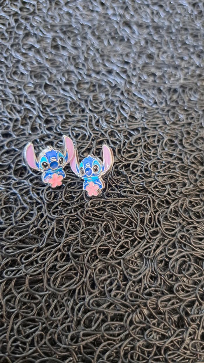 Boucles d'oreilles stitch fleur - photo numéro 2