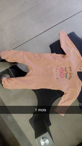 Lot pyjamas 1 mois