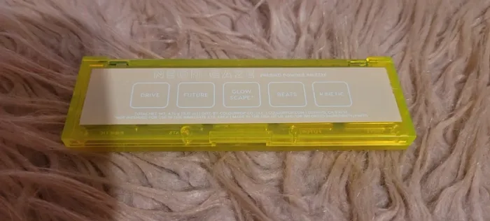 Palette néon gaze - photo numéro 2