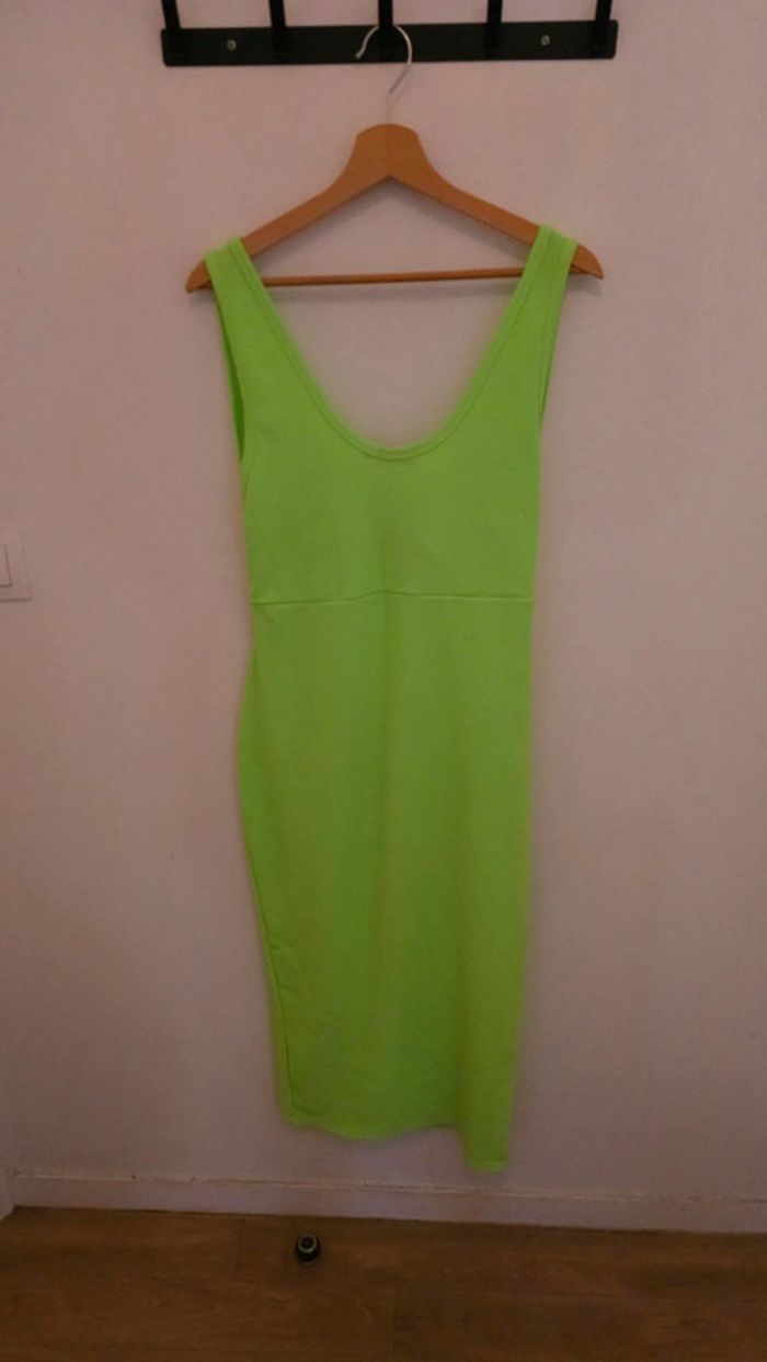Robe pour l'été vert fluo - photo numéro 3