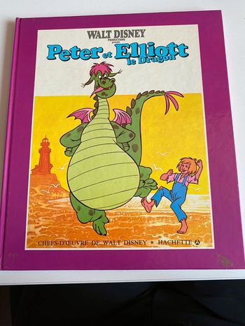 Livre Peter et Elliot le dragon Disney