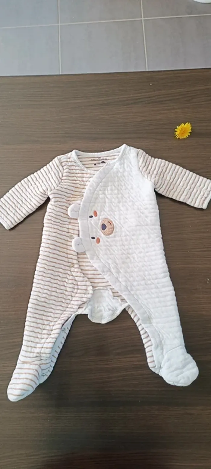4 pyjamas 9 mois garçon - photo numéro 2