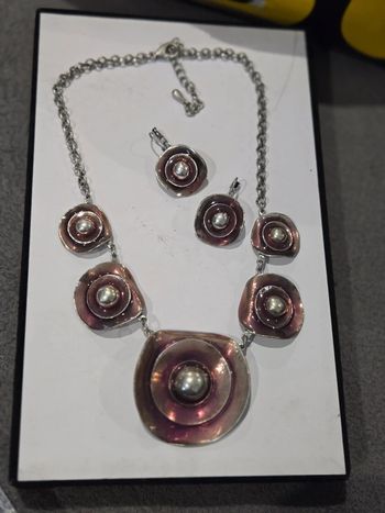 Ensemble collier + boucles