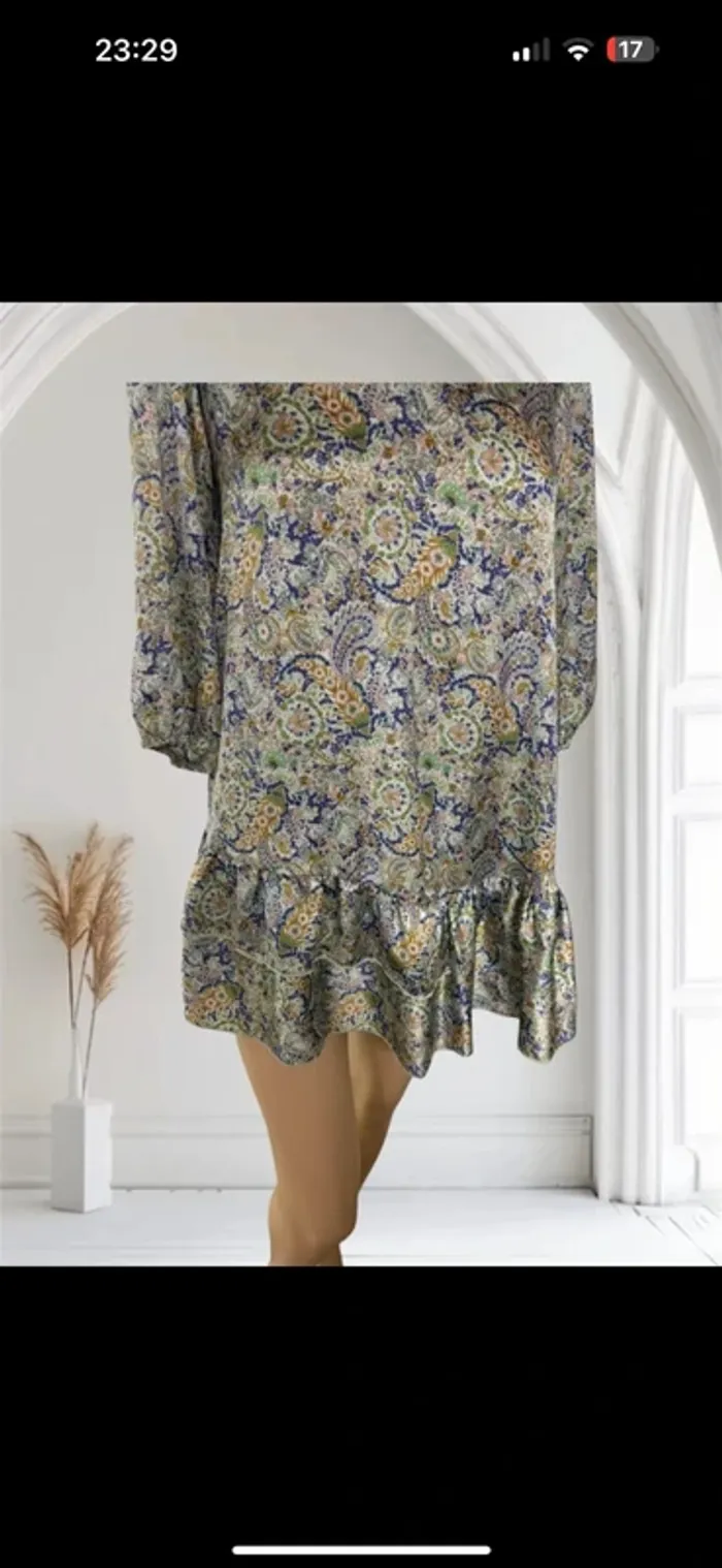 Robe Zara Neuf Taille XS - Motif Paisley Floral, Élégante et Chic - photo numéro 6