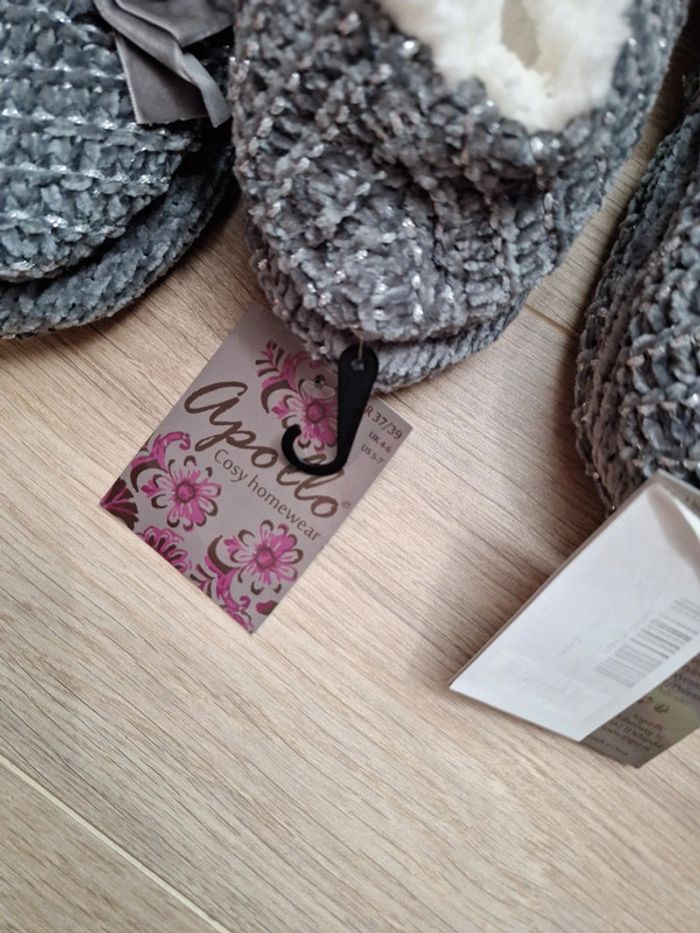 Lot de 3 paires de chaussons femme grises avec neud douces antidérapantes - photo numéro 5