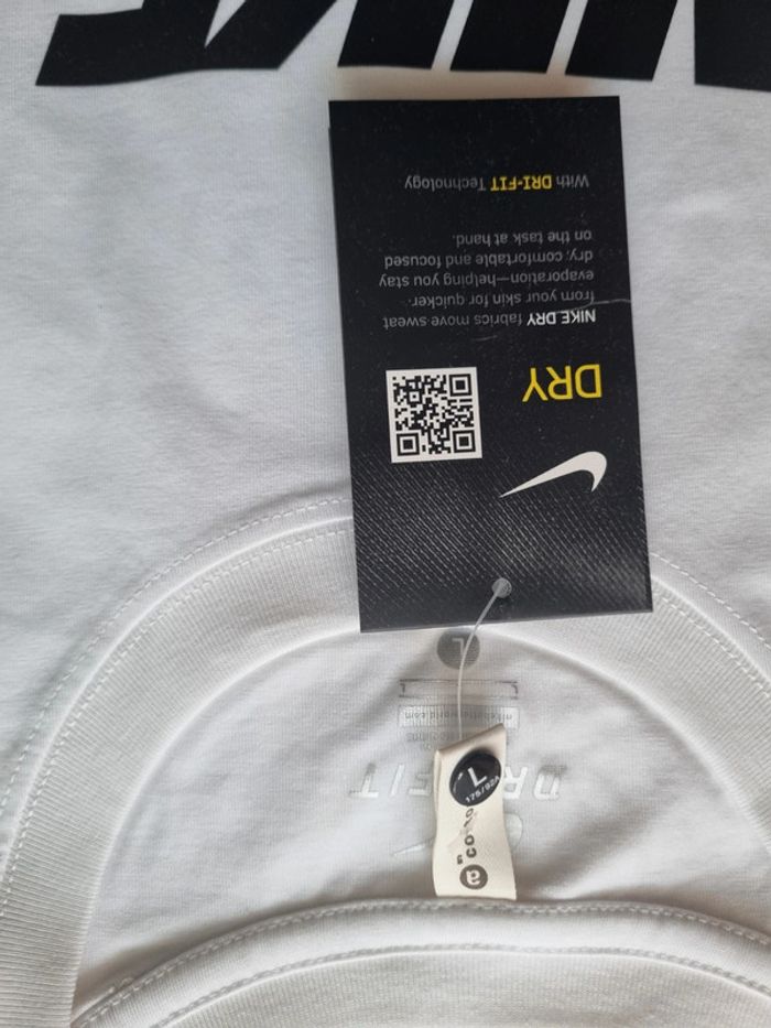Ensemble Nike t-shirt short blanc noir - photo numéro 5