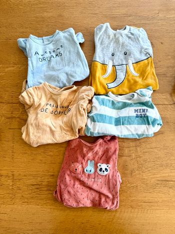 Lot pyjamas 6 mois