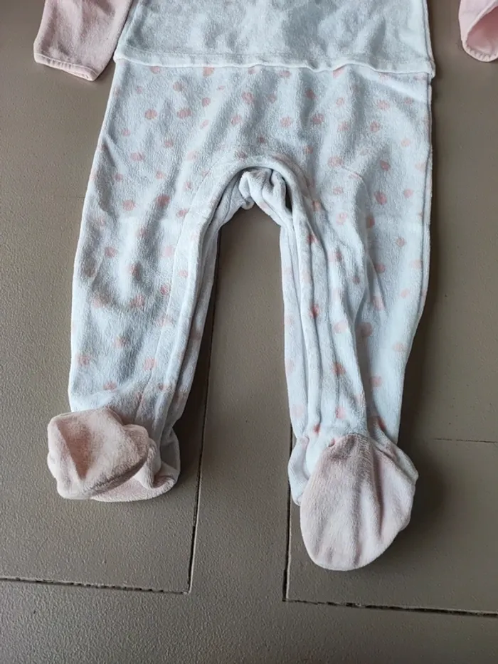 Pyjama - photo numéro 2