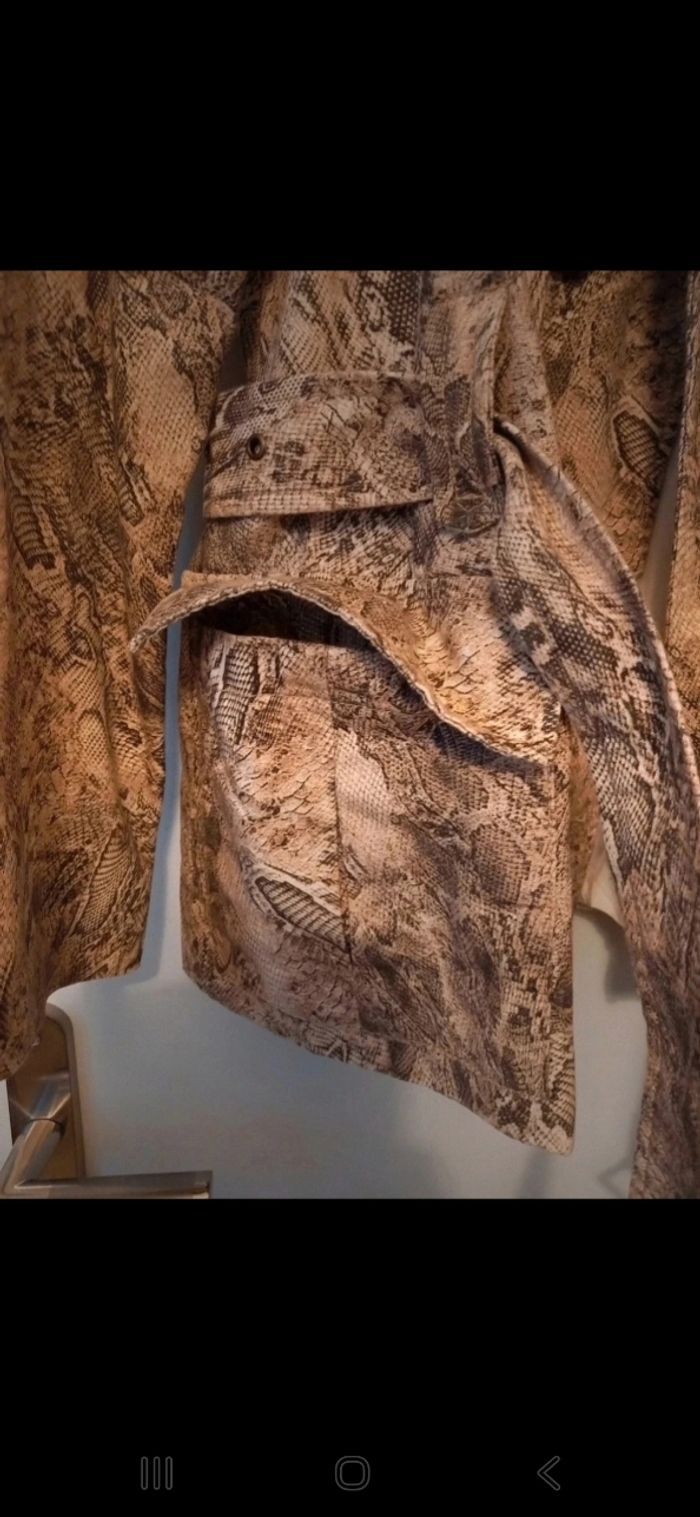 Veste avec ceinture et poches  motif peau de serpent taille 40 sinequanone - photo numéro 2