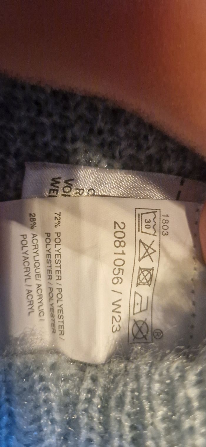Pull vert émeraude un peu pailletée - photo numéro 5