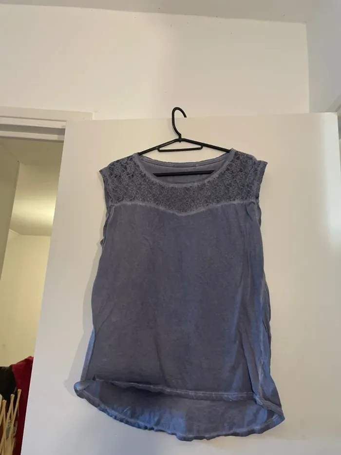 Haut dentelle bleu/gris - photo numéro 2