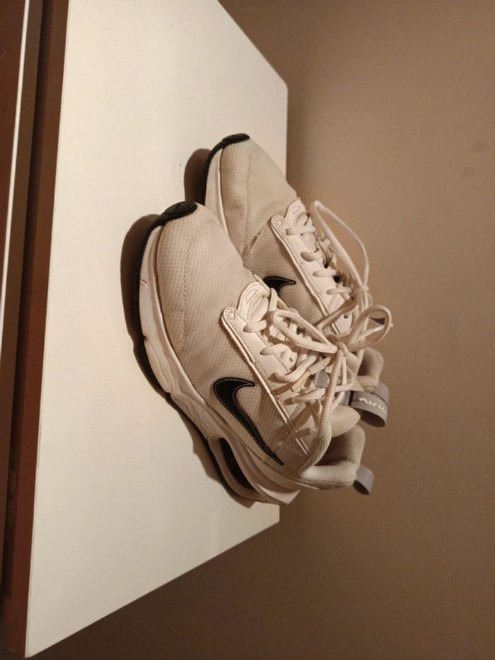 Magnifique paires de Nike air max taille 38,5